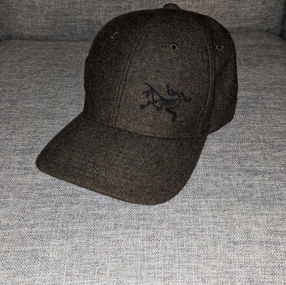 Arc'teryx cap